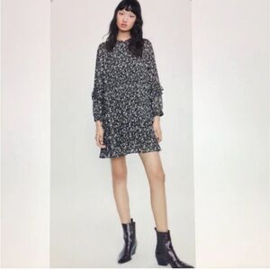 Zara Black and White Floral Long Sleeve Pleated Mini Dress Size Medium